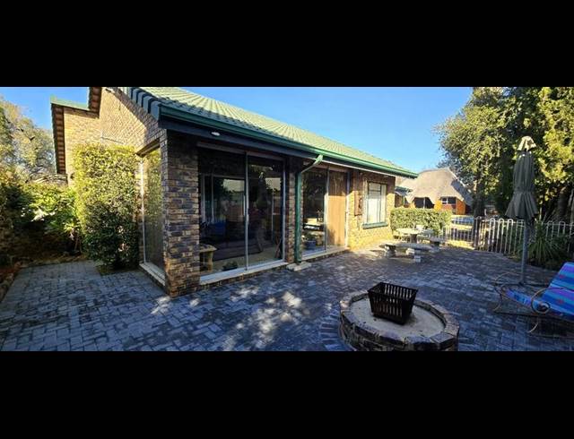 4 BEDROOM HOUSE FOR SALE IN VAALPARK